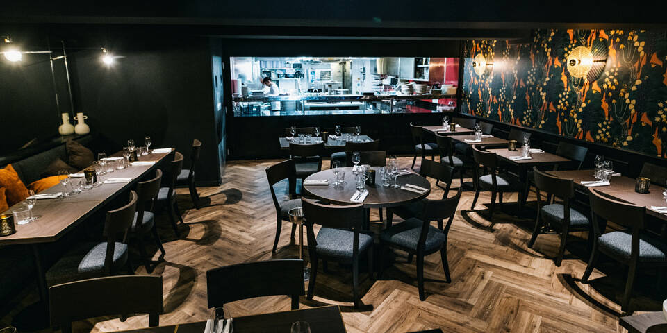 restaurant