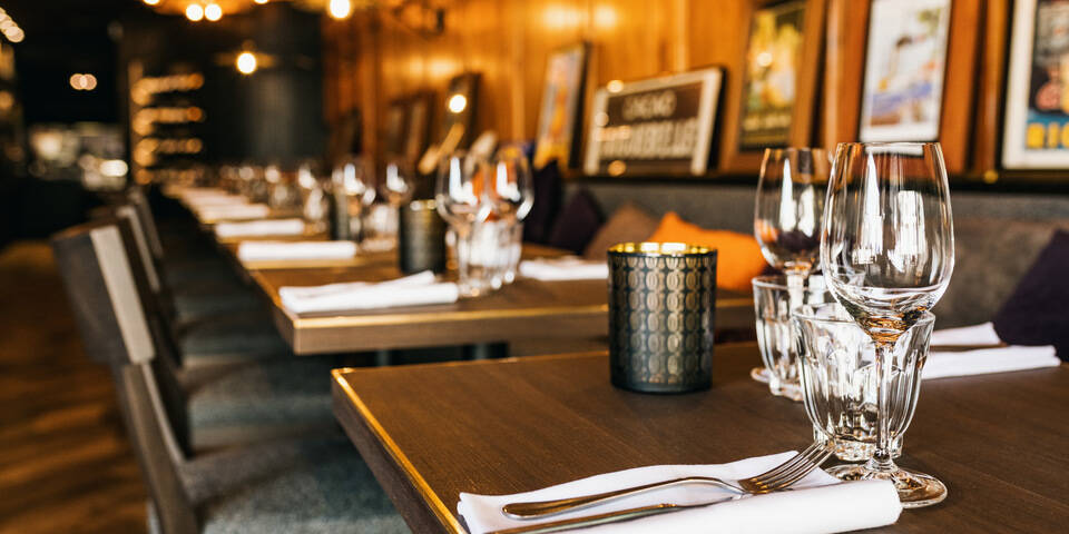 restaurant