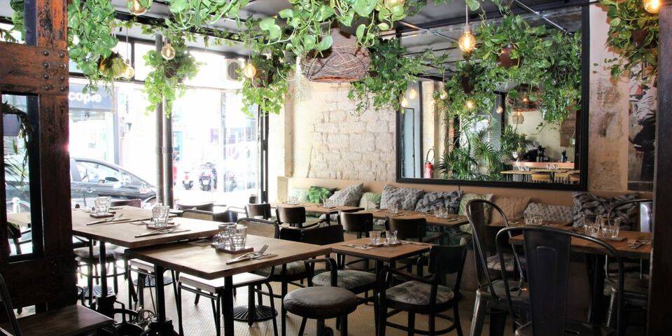 restaurant