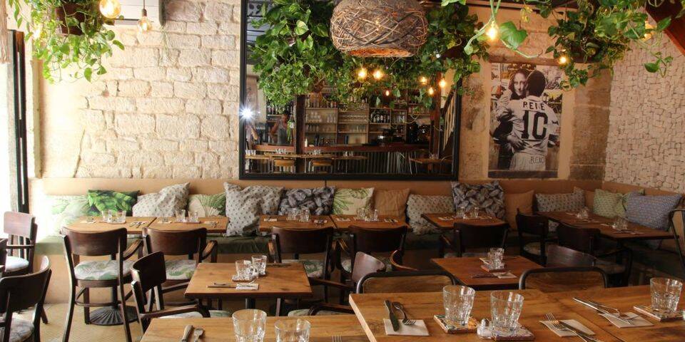 restaurant
