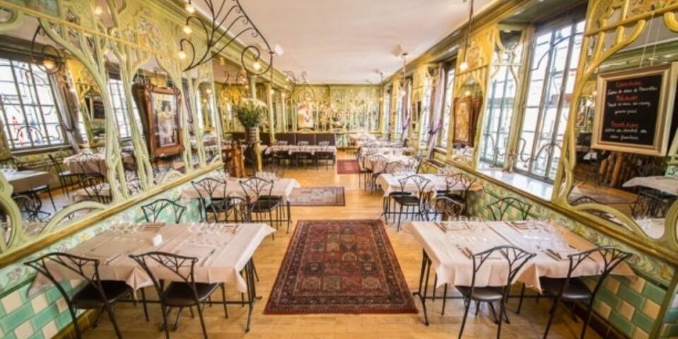 restaurant