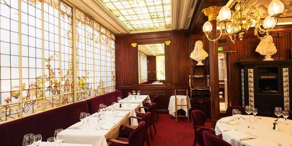 restaurant
