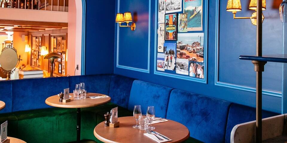 restaurant