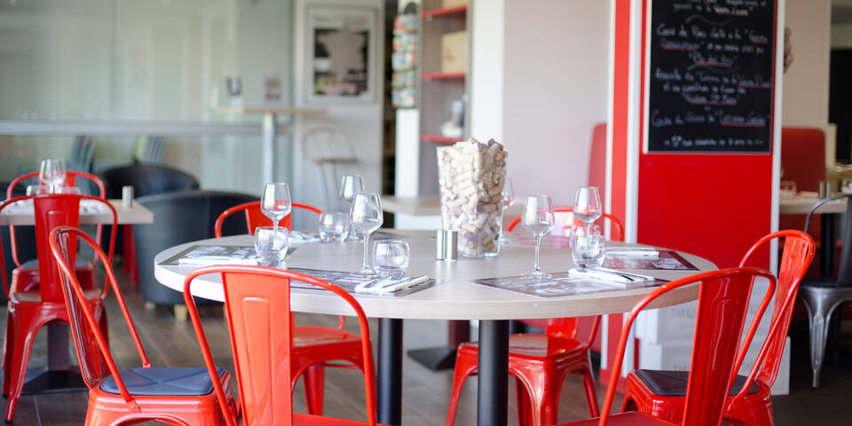 restaurant