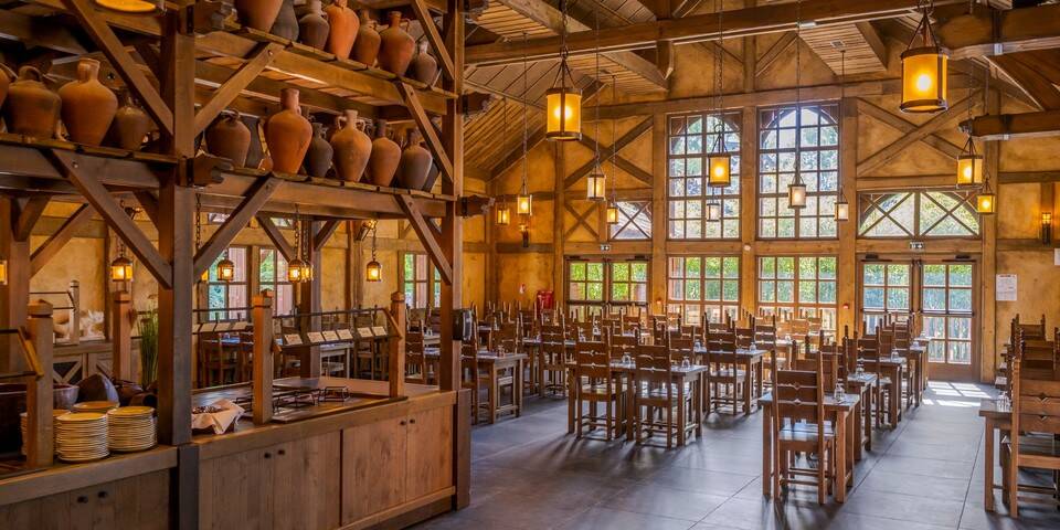 restaurant