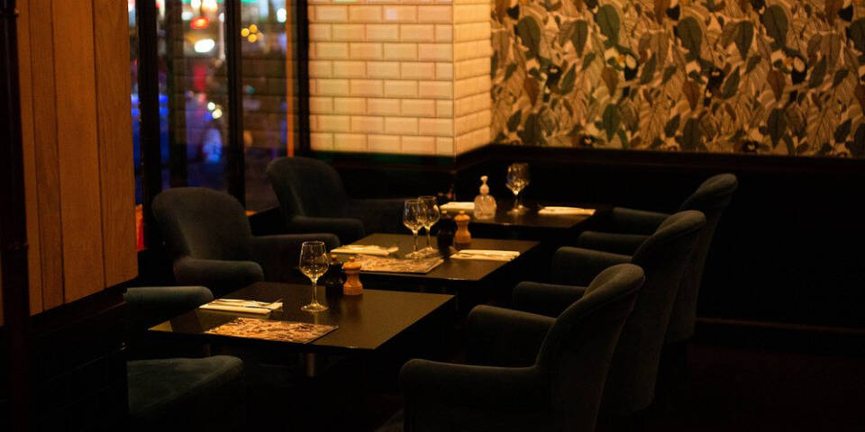 restaurant