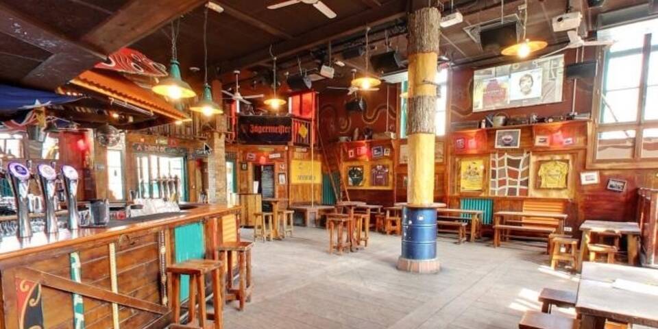restaurant