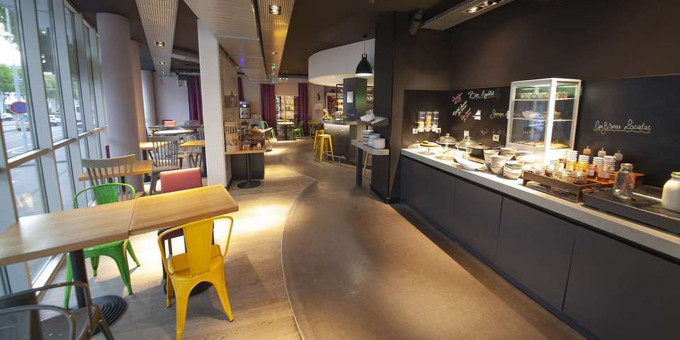restaurant