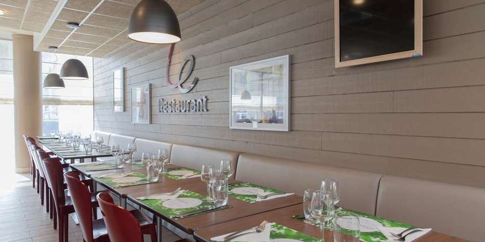 restaurant