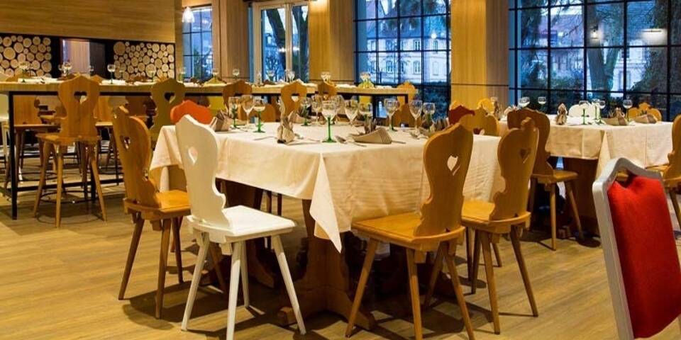 restaurant