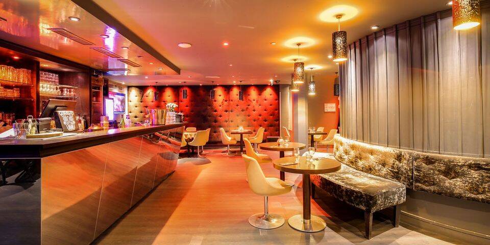 restaurant