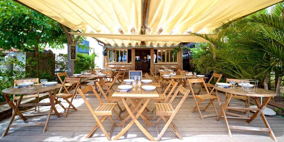restaurant