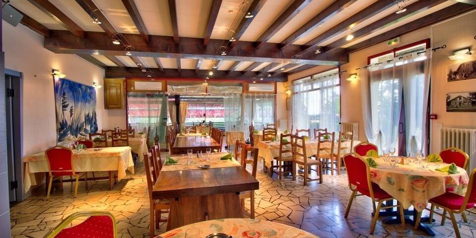 restaurant