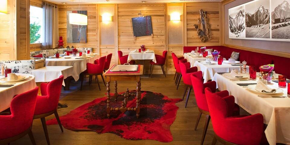 restaurant