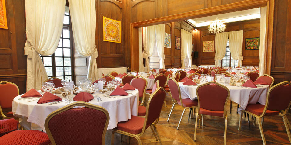 restaurant