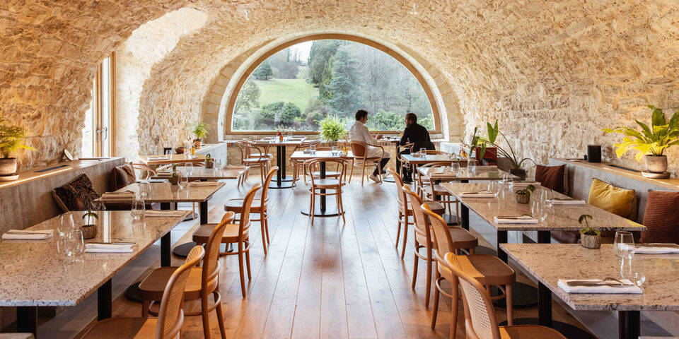 restaurant