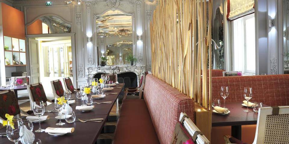 restaurant