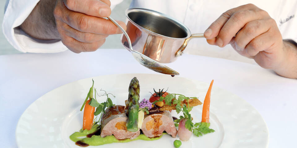 restaurant