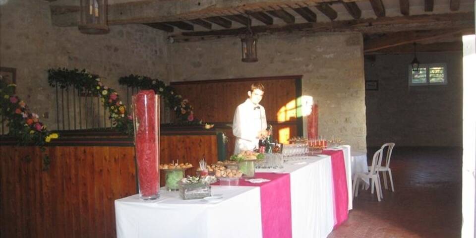 restaurant