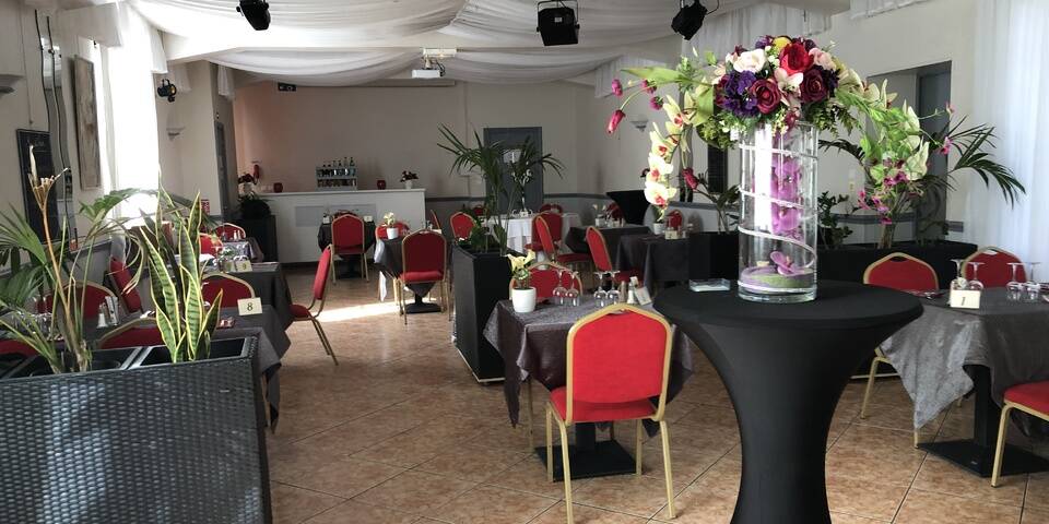 restaurant