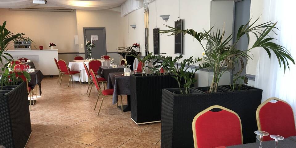 restaurant