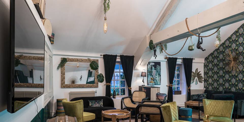 restaurant