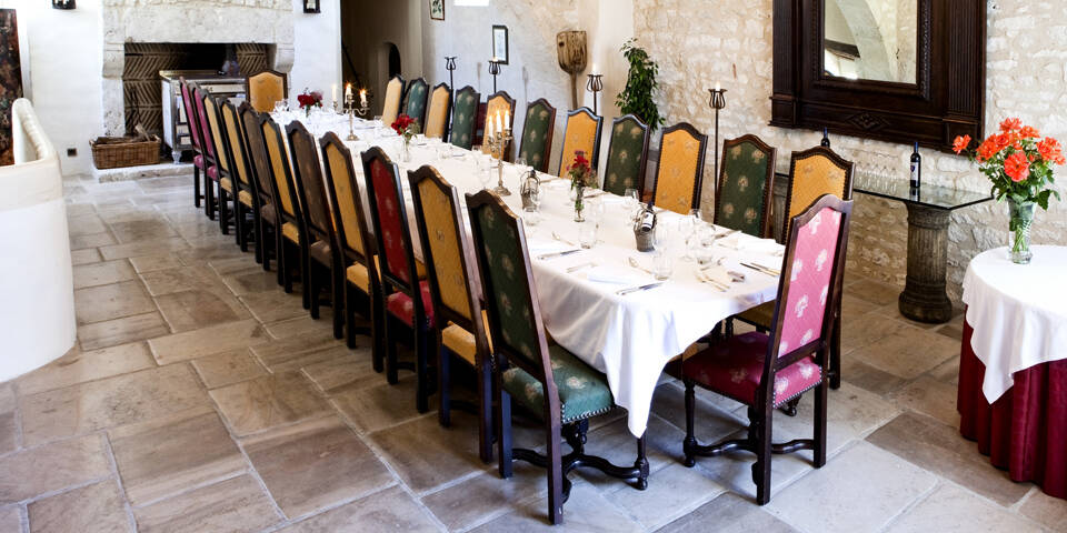 restaurant
