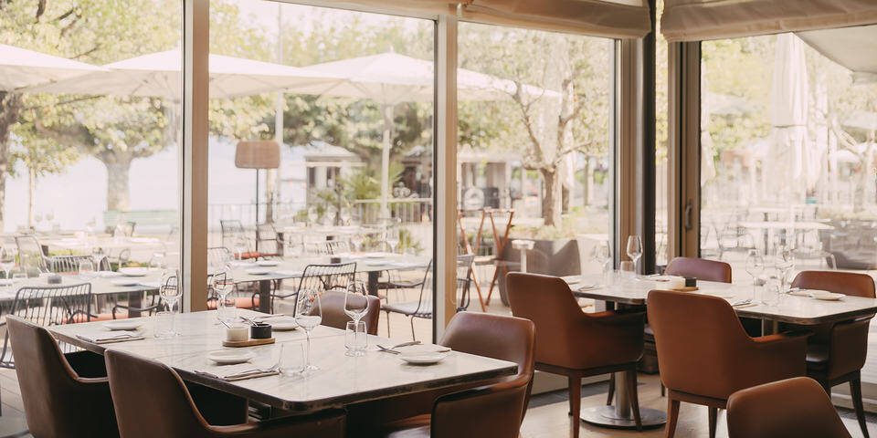 restaurant