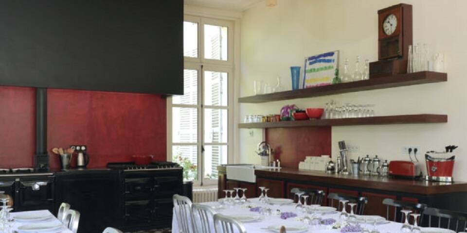 restaurant