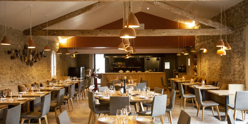 restaurant