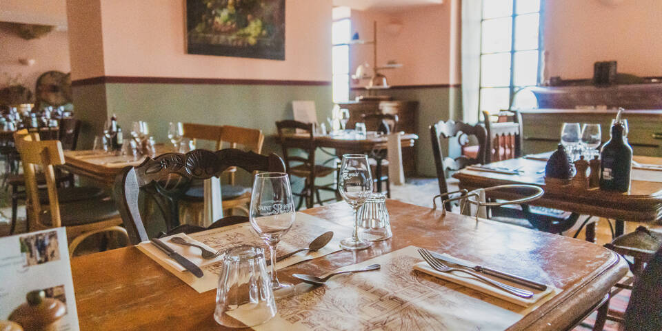 restaurant