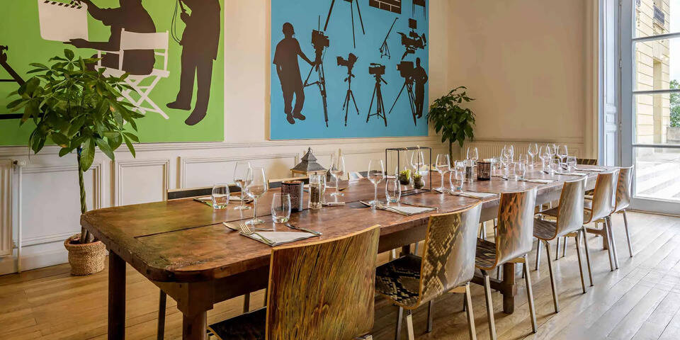 restaurant