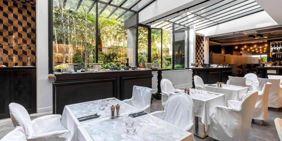 restaurant