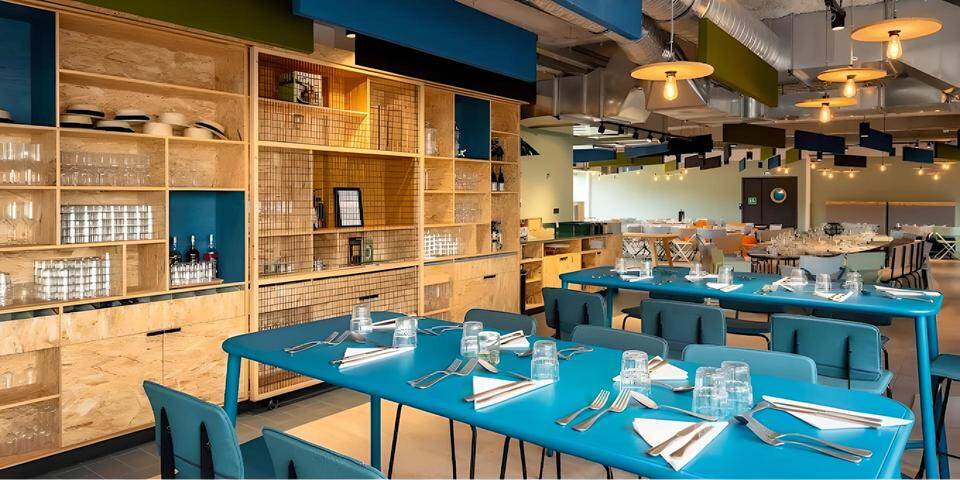 restaurant