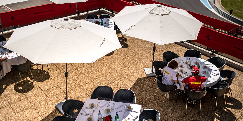 restaurant