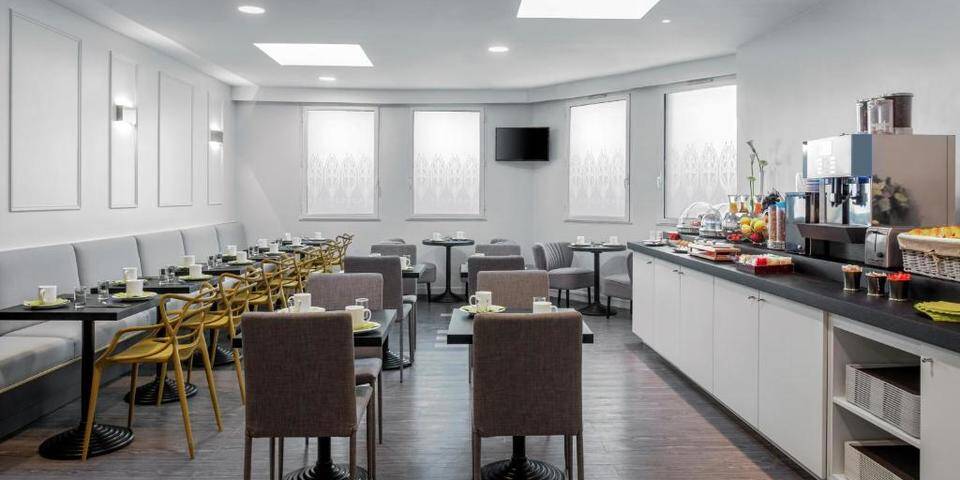 restaurant