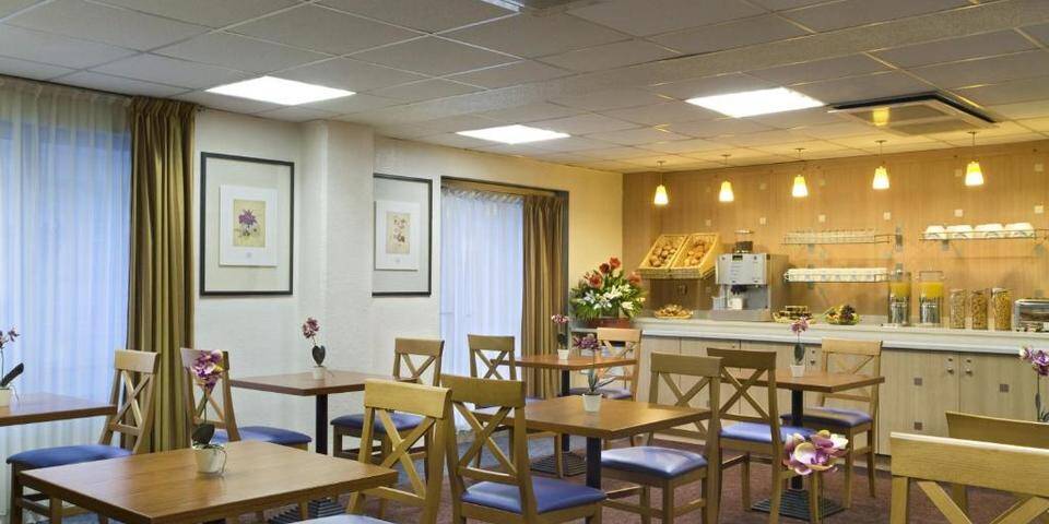 restaurant