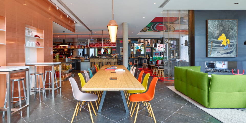 restaurant