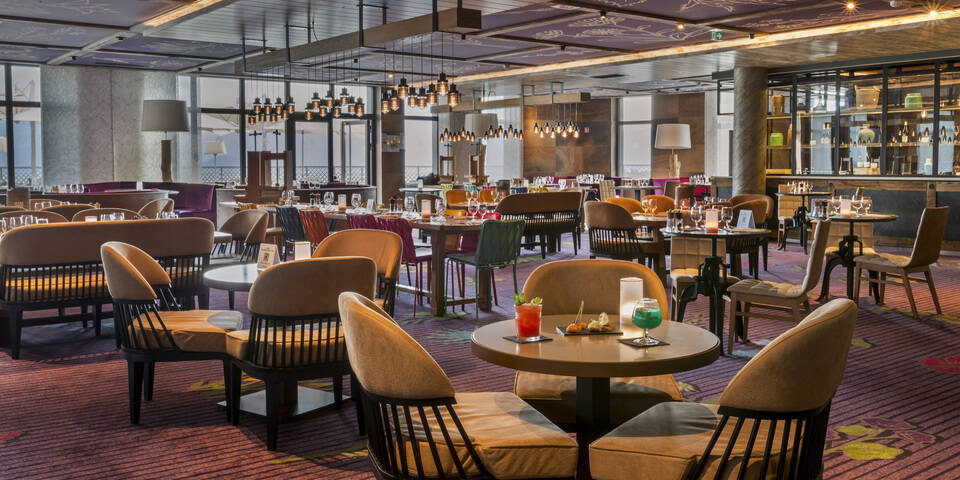 restaurant