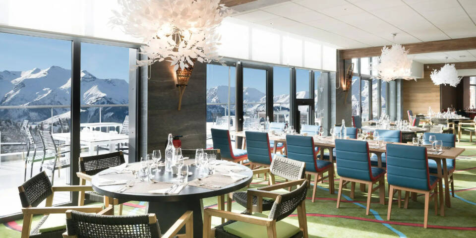 restaurant