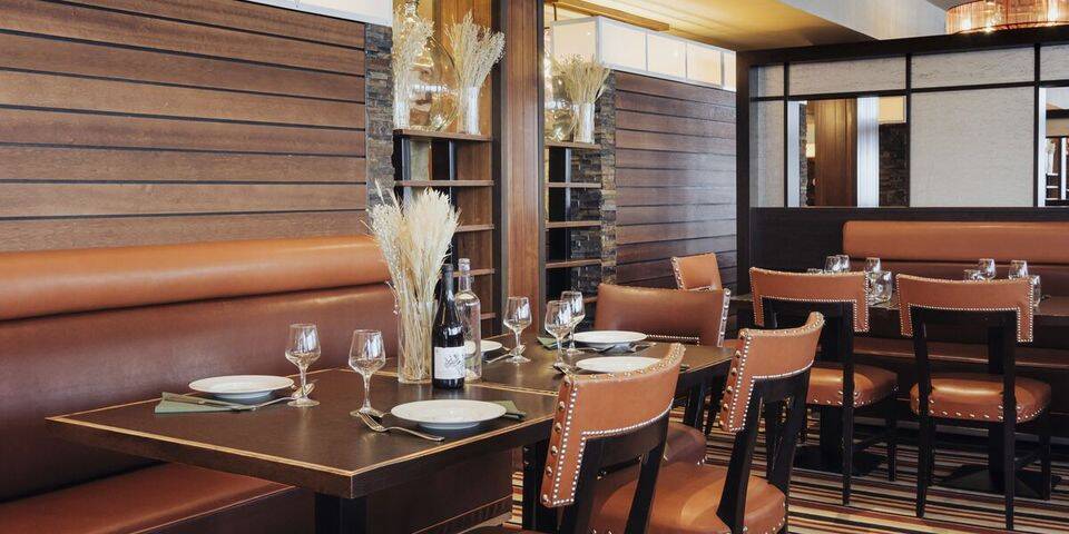 restaurant
