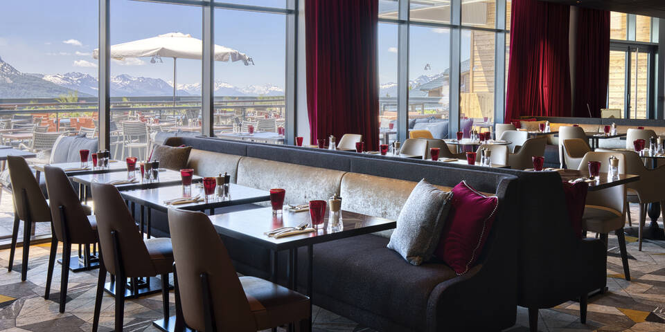 restaurant