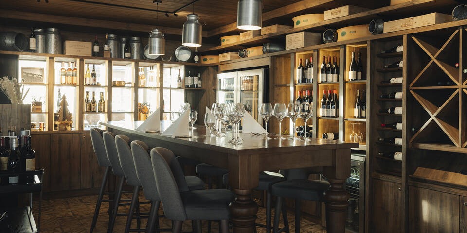 restaurant