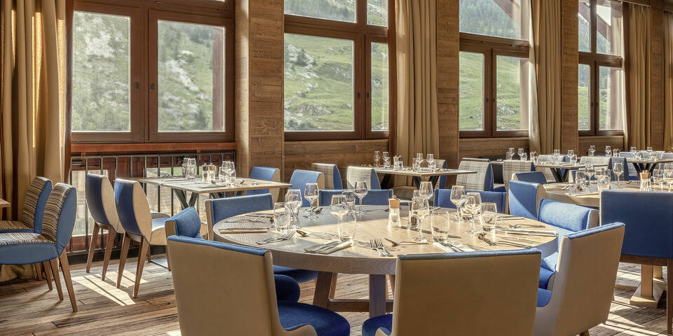 restaurant