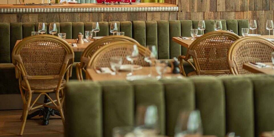 restaurant