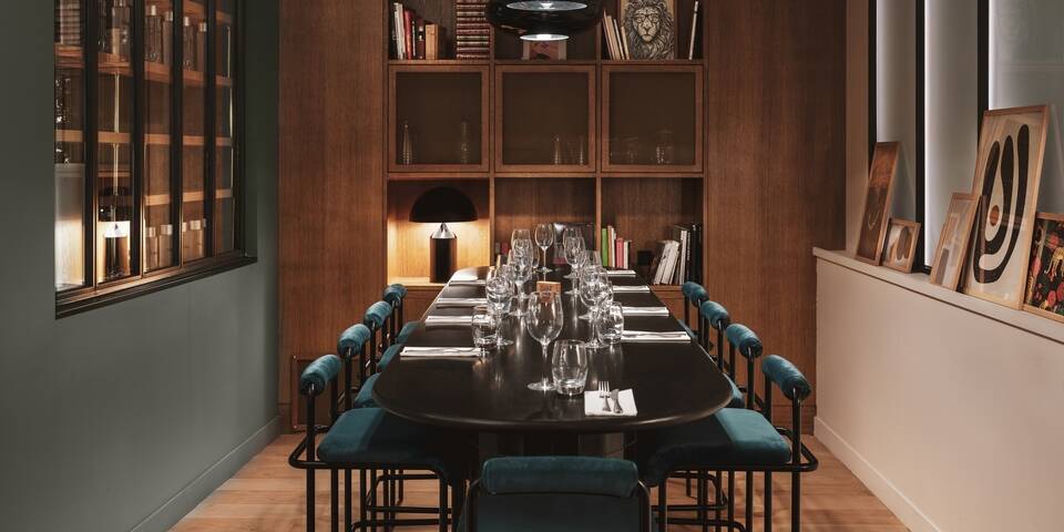 restaurant