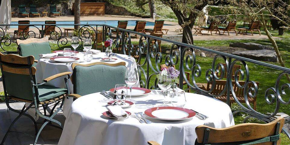 restaurant