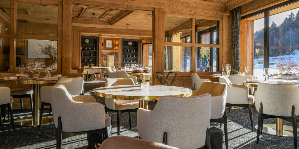 restaurant