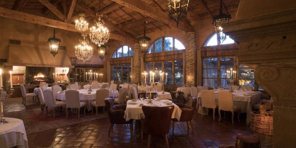 restaurant