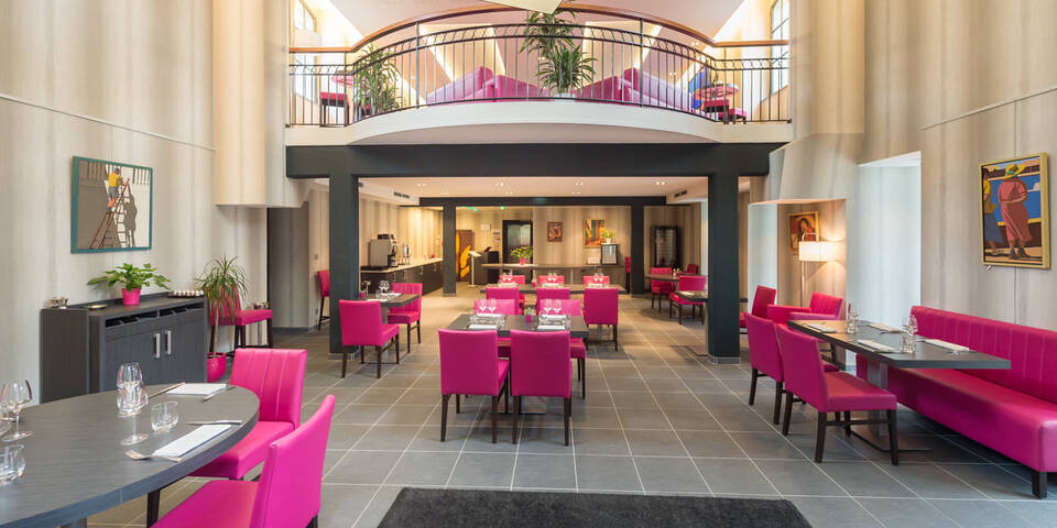 restaurant